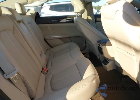 2016 Lincoln Mkz z USA, uszkodzony, nr VIN 3LN6L2G96GR627079